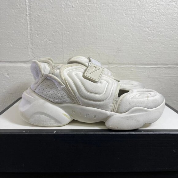 Nike Aqua Rift CW7164-100 Sail White Sneakers Hook & Loop Women's 7 US/4.5 UK - Picture 3 of 12